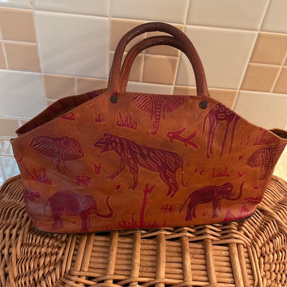 LEATHER BAG USED CONDITION UNQUE ANIMAL DESIGN RUST